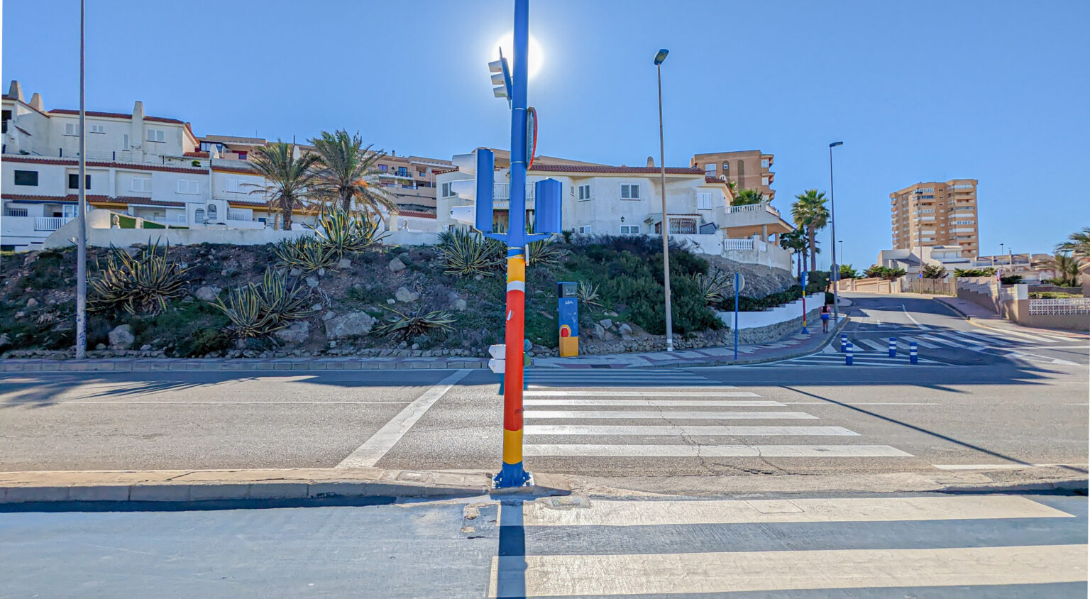 10-Fachada y Recorrido (12)