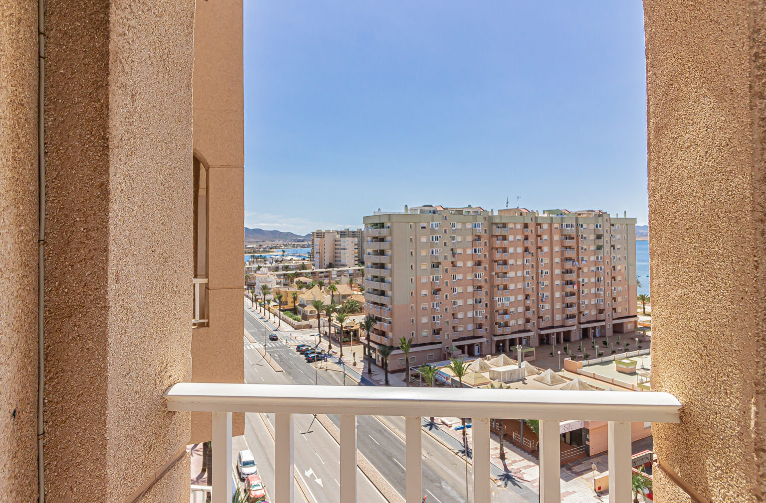 7-Terraza del Salón (6)